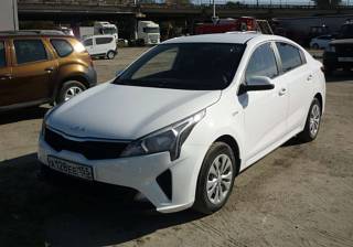  Kia Rio  